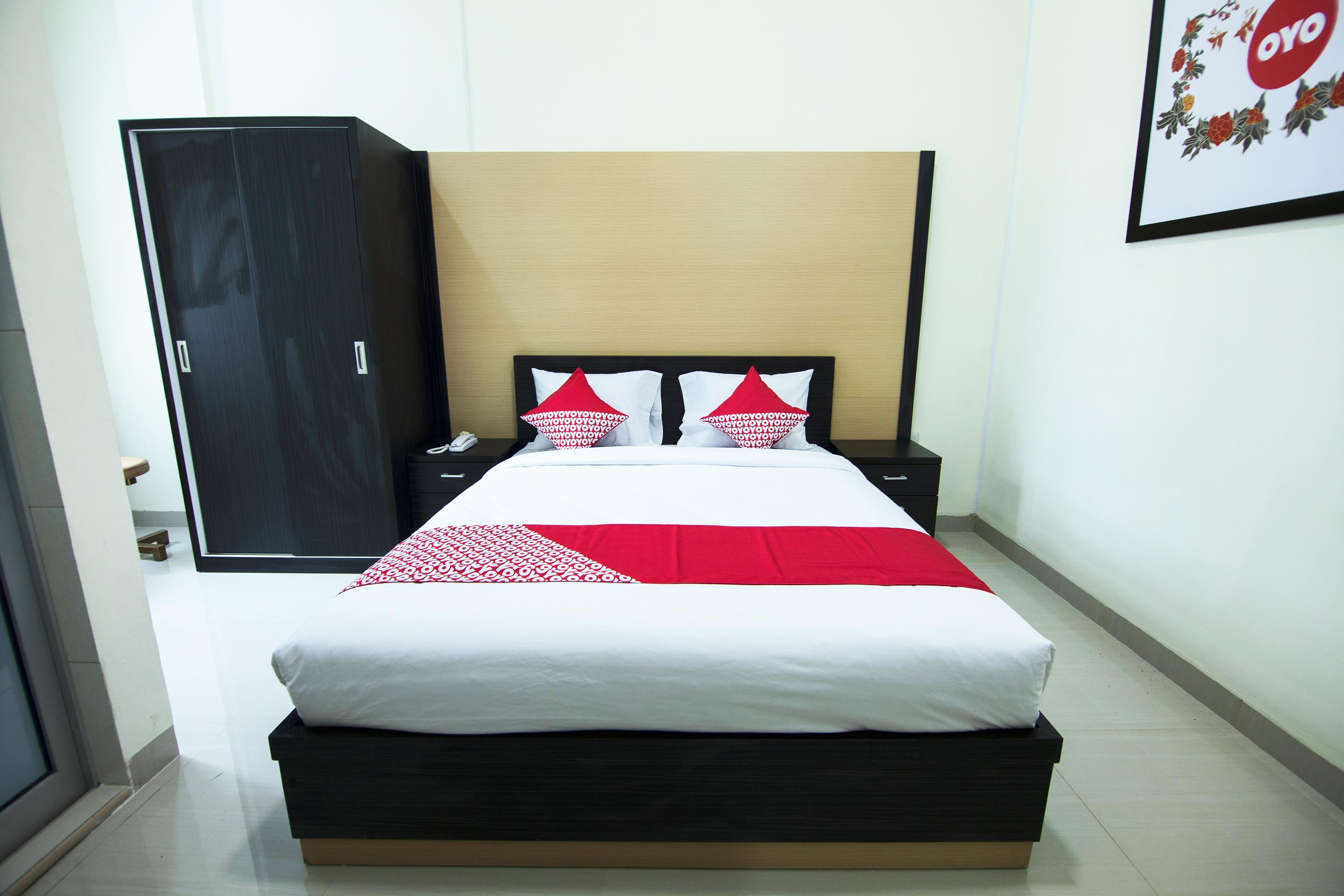 Capital O 540 Esther Hotel Balige Kültér fotó
